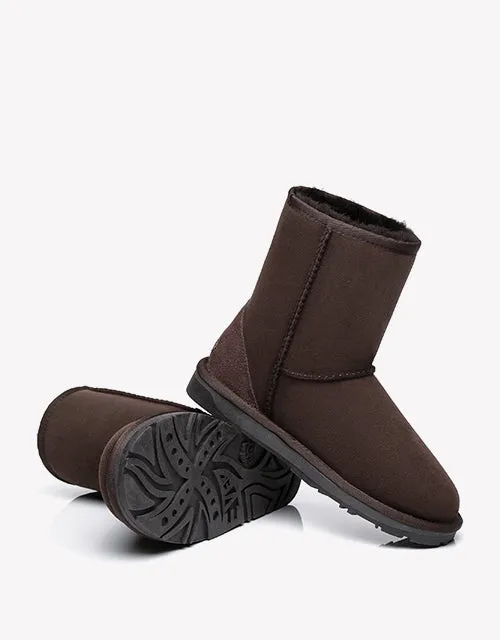Short Classic in Chocolate
